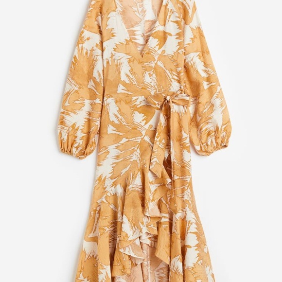 H&M Gold & White Wrap Dress - Picture 4 of 6